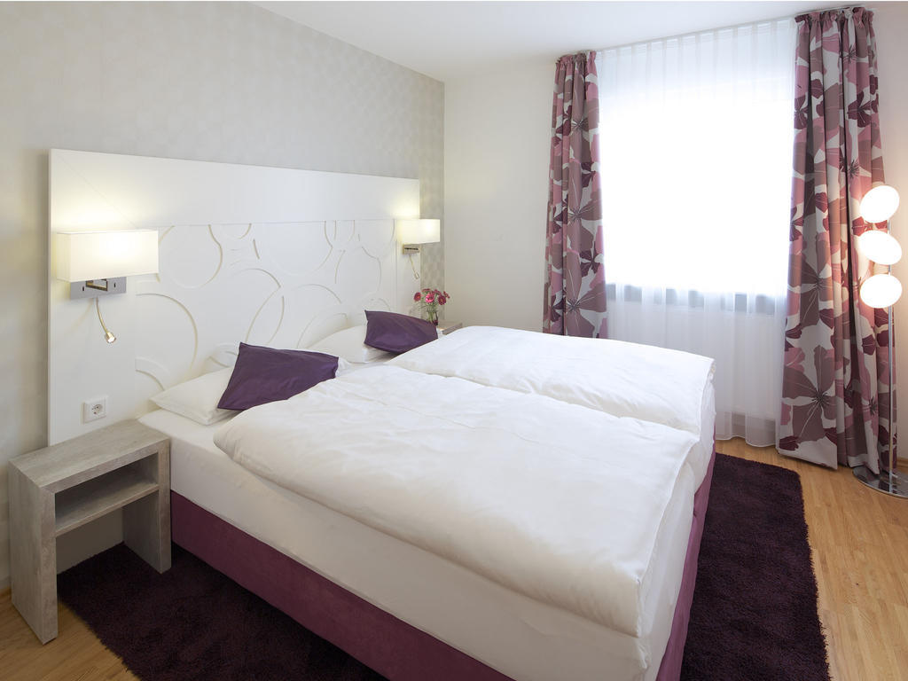 Hotel Karolinger Hof 로르슈 객실 사진