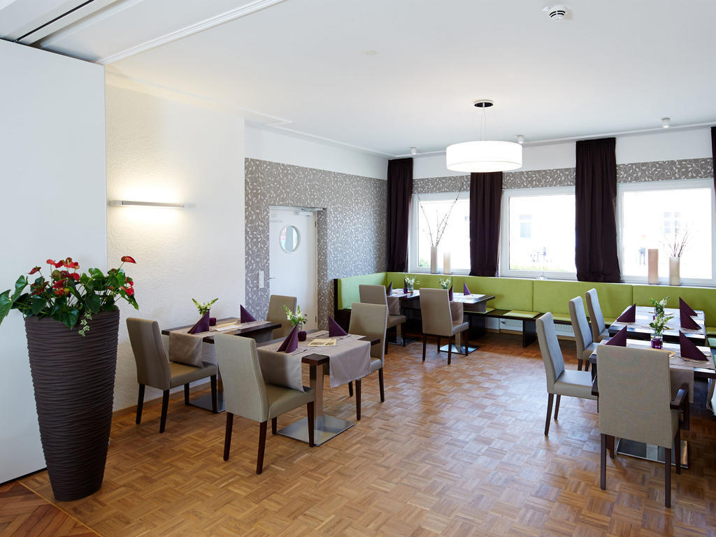 Hotel Karolinger Hof 로르슈 외부 사진