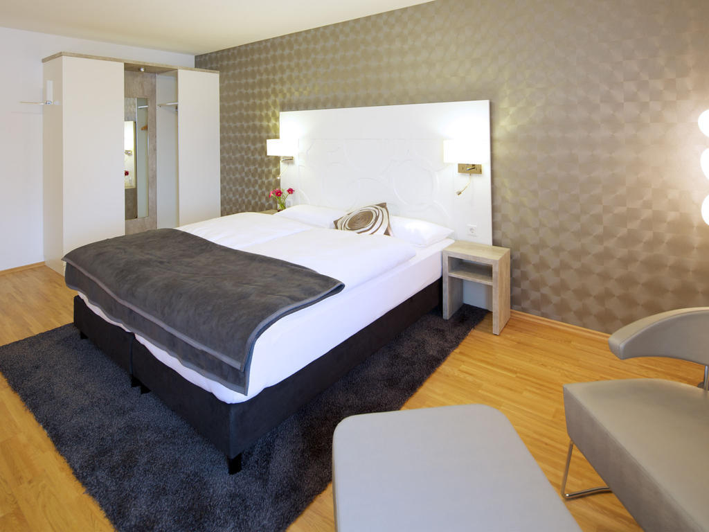 Hotel Karolinger Hof 로르슈 객실 사진